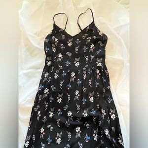 H&M ditsy floral sundress size 10-12